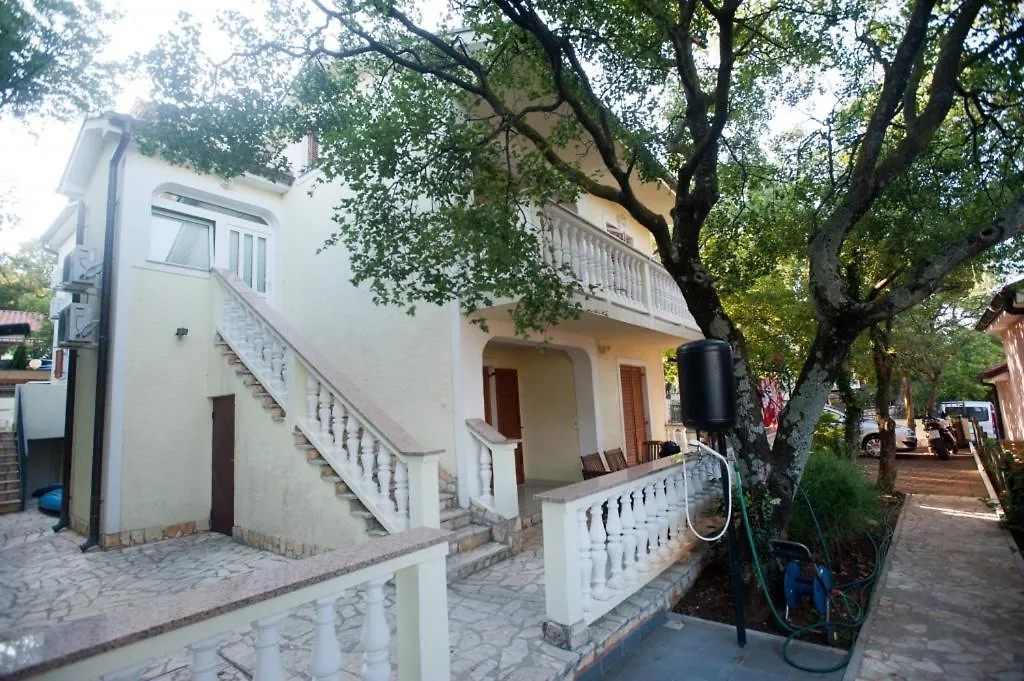 2-Bedroom Apartment With Terrace In Povile 3542-2